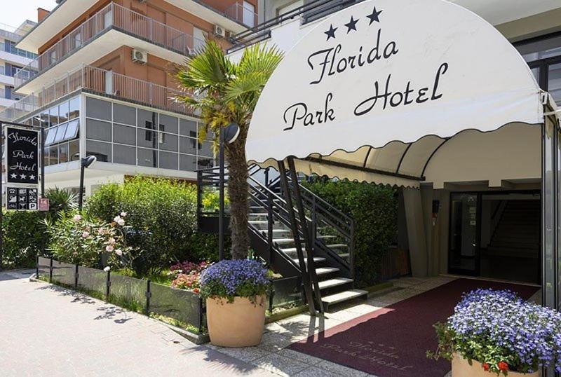 Florida Park Hotel Белариа-Игеа Марина Екстериор снимка